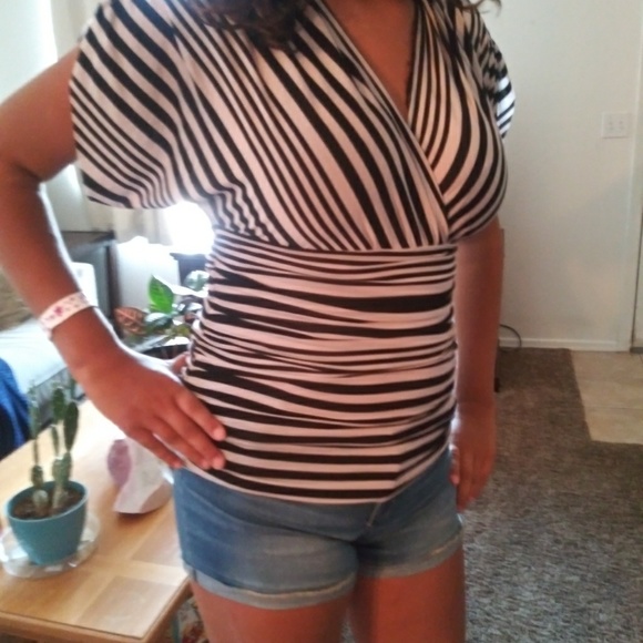 Rampage Blouse - Picture 2 of 5